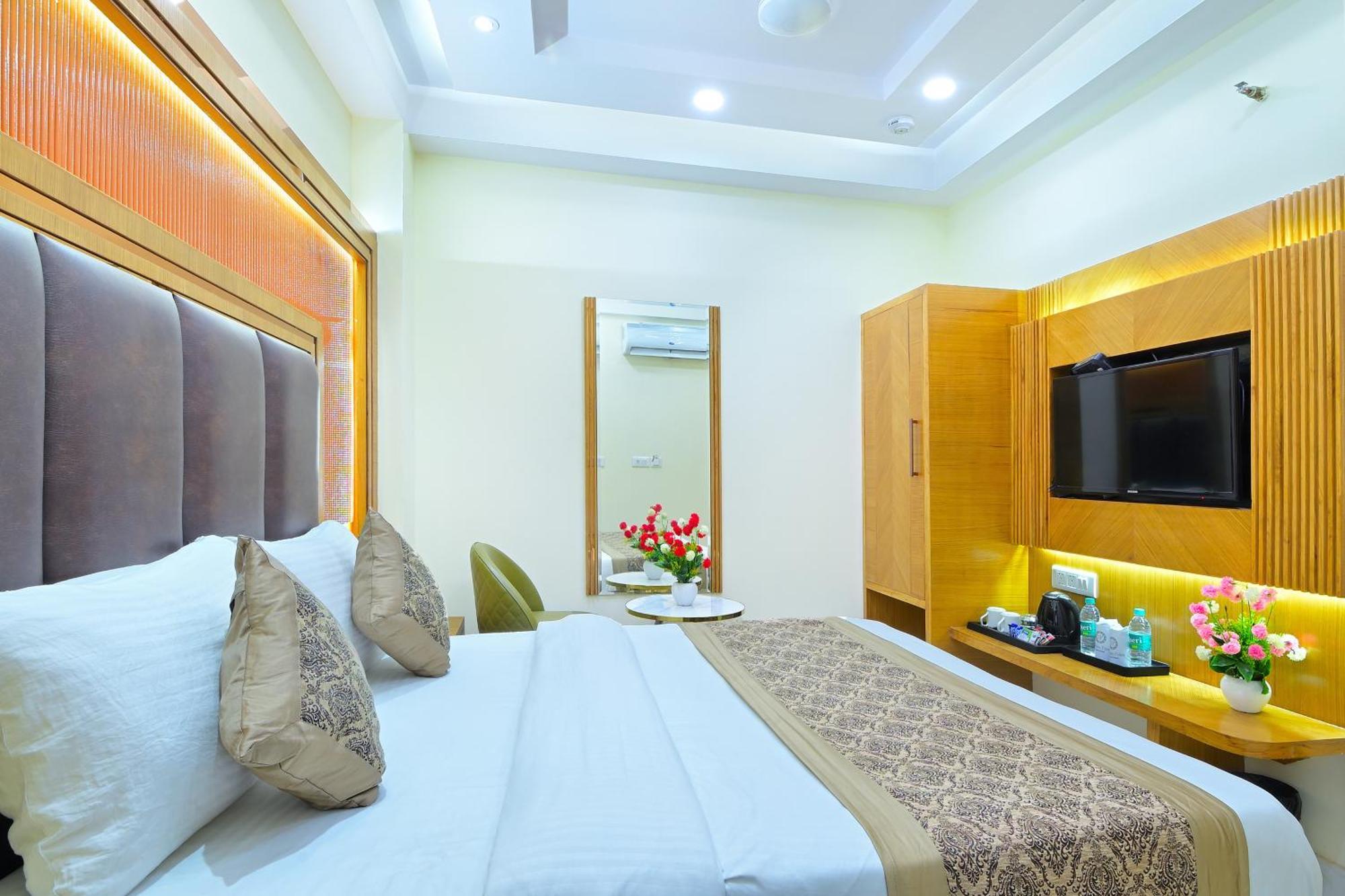 Northern Palace - 1 Min From Connaught Place & New Delhi Railway Station Exterior photo