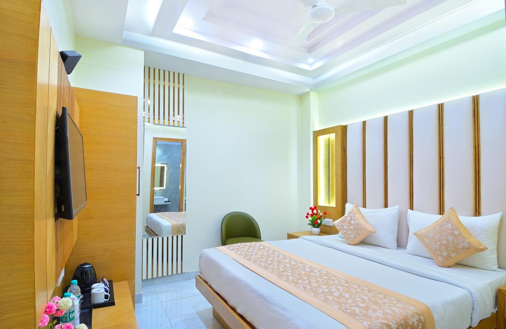 Northern Palace - 1 Min From Connaught Place & New Delhi Railway Station Exterior photo