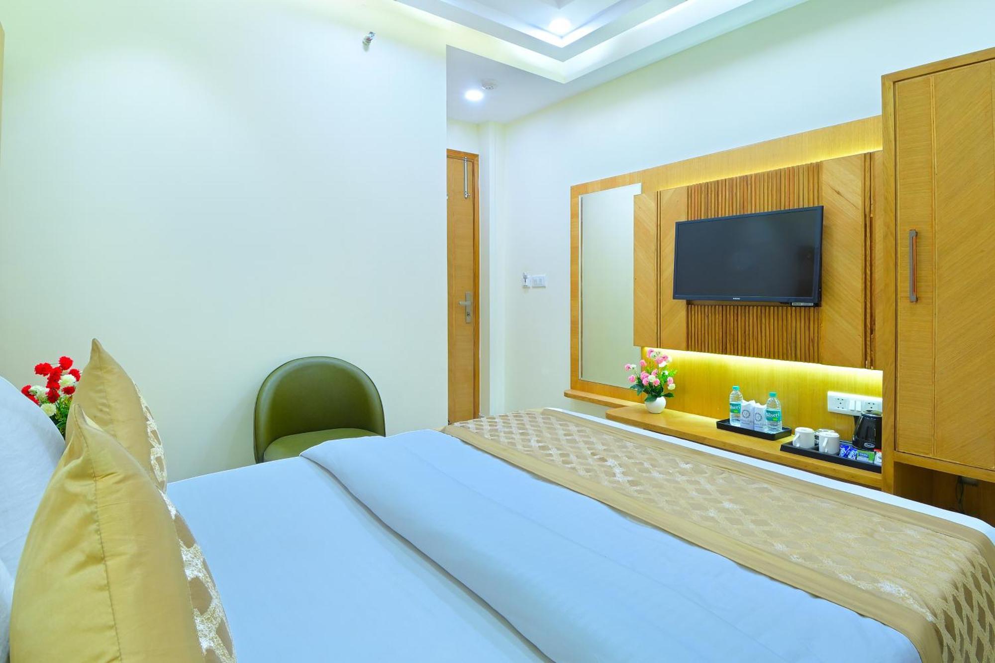 Northern Palace - 1 Min From Connaught Place & New Delhi Railway Station Exterior photo