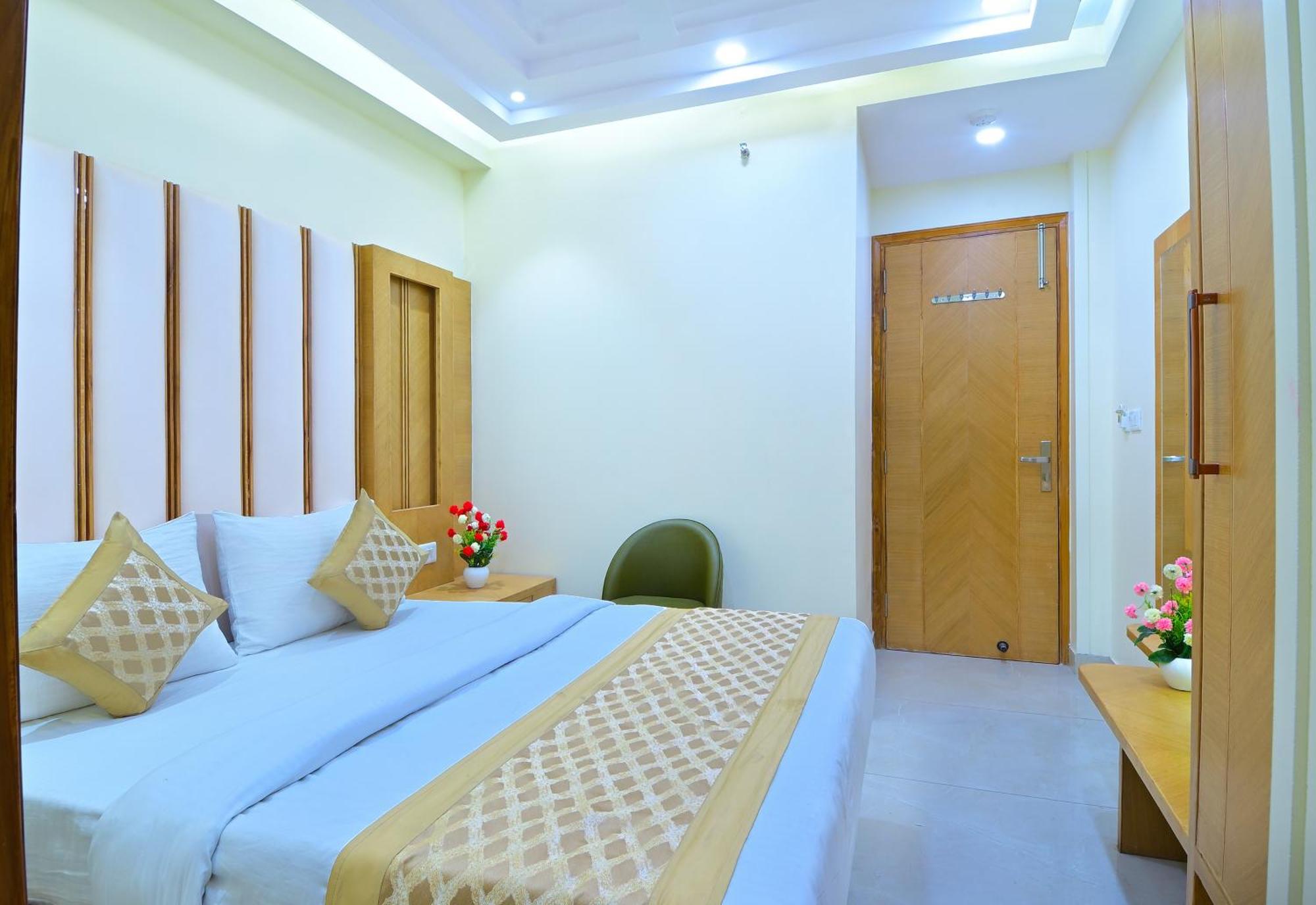 Northern Palace - 1 Min From Connaught Place & New Delhi Railway Station Exterior photo