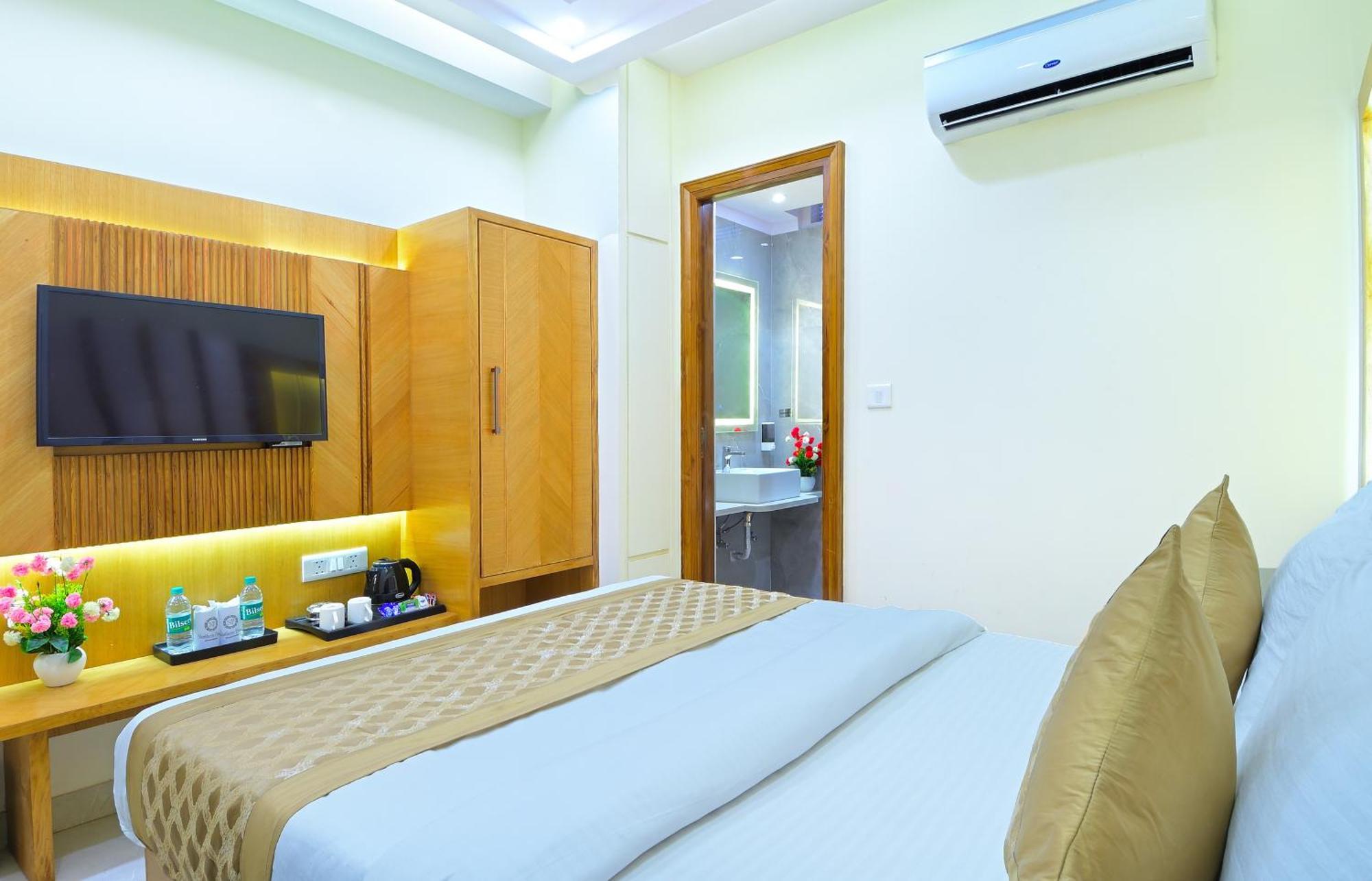 Northern Palace - 1 Min From Connaught Place & New Delhi Railway Station Exterior photo