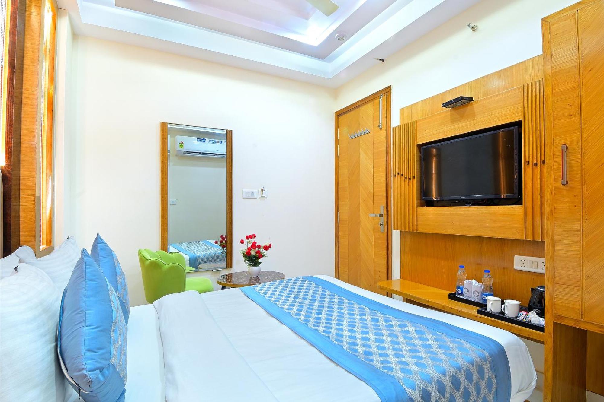 Northern Palace - 1 Min From Connaught Place & New Delhi Railway Station Exterior photo